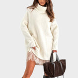 Weißer Pullover und weißes Kleid